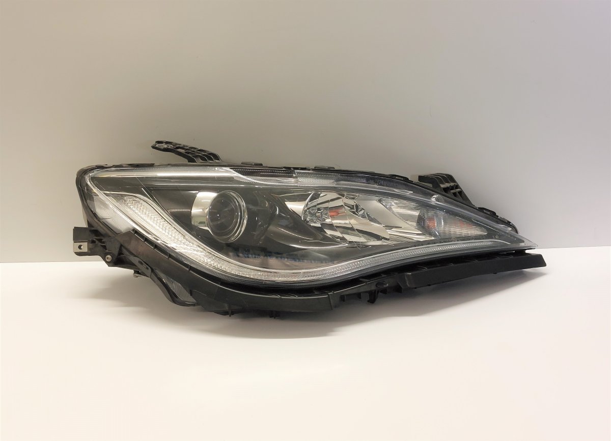 Chrysler Pacifica Right headlight 68233696AD Right headlight CHRYSLER PACIFICA (2...