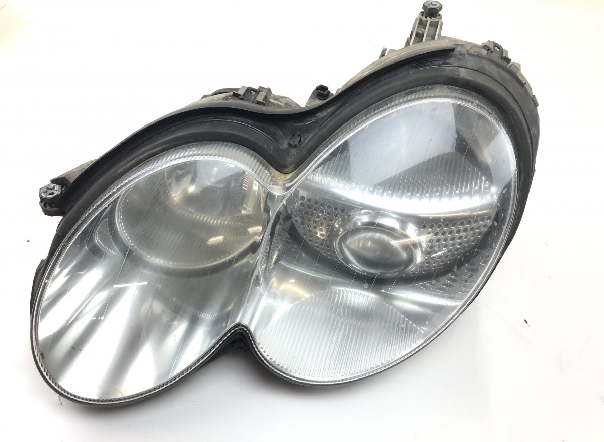 Mercedes-Benz A (W168) headlight left 0301176475 Headlight left MERCEDES-BENZ SL-CLAS...
