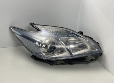 81130-47540 99226-81017 Фар десен TOYOTA PRIUS III (XW30) (2009-2015)