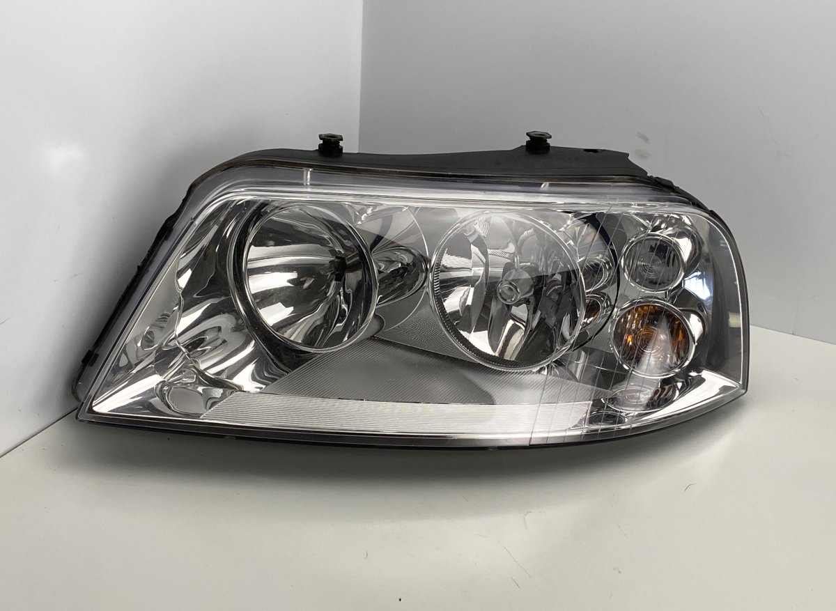 Volkswagen Sharan headlight left 7M3941015AA Headlight left VW SHARAN I (7M) (19...