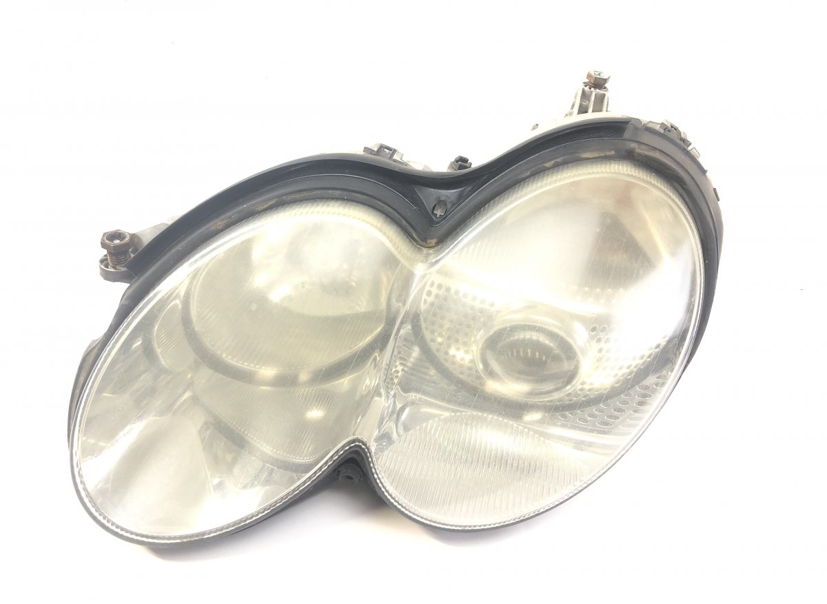 Mercedes-Benz A (W168) headlight left 0301176475 Headlight left MERCEDES-BENZ SL-CLAS...