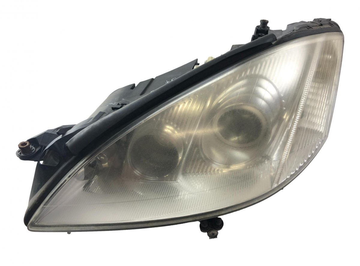 Mercedes-Benz A (W169) esituli (vasak) 0301216681 0301216685 Headlight left MERCEDES-B...