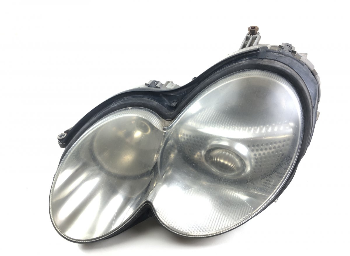 Mercedes-Benz A (W168) headlight left 0301176475 Headlight left MERCEDES-BENZ SL-CLAS...