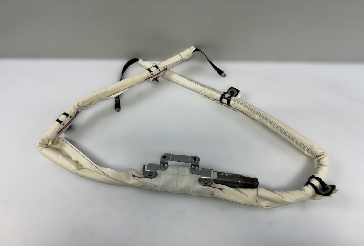 Volvo XC60 Head/roof/curtain airbag right 31271737 Head/roof/curtain airbag right VOLVO X...