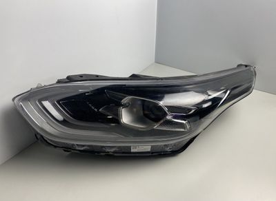 92101J7100 J792122050 Reflektor lewy KIA CEED III (CD) (2018-)