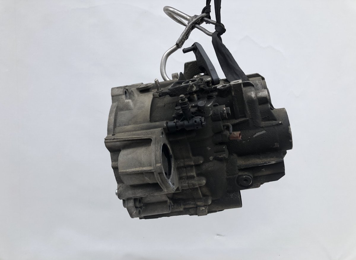 Volkswagen Passat (B7) Gearbox Gearbox VW PASSAT B6 (3C) (2005-2010)

Part cod...