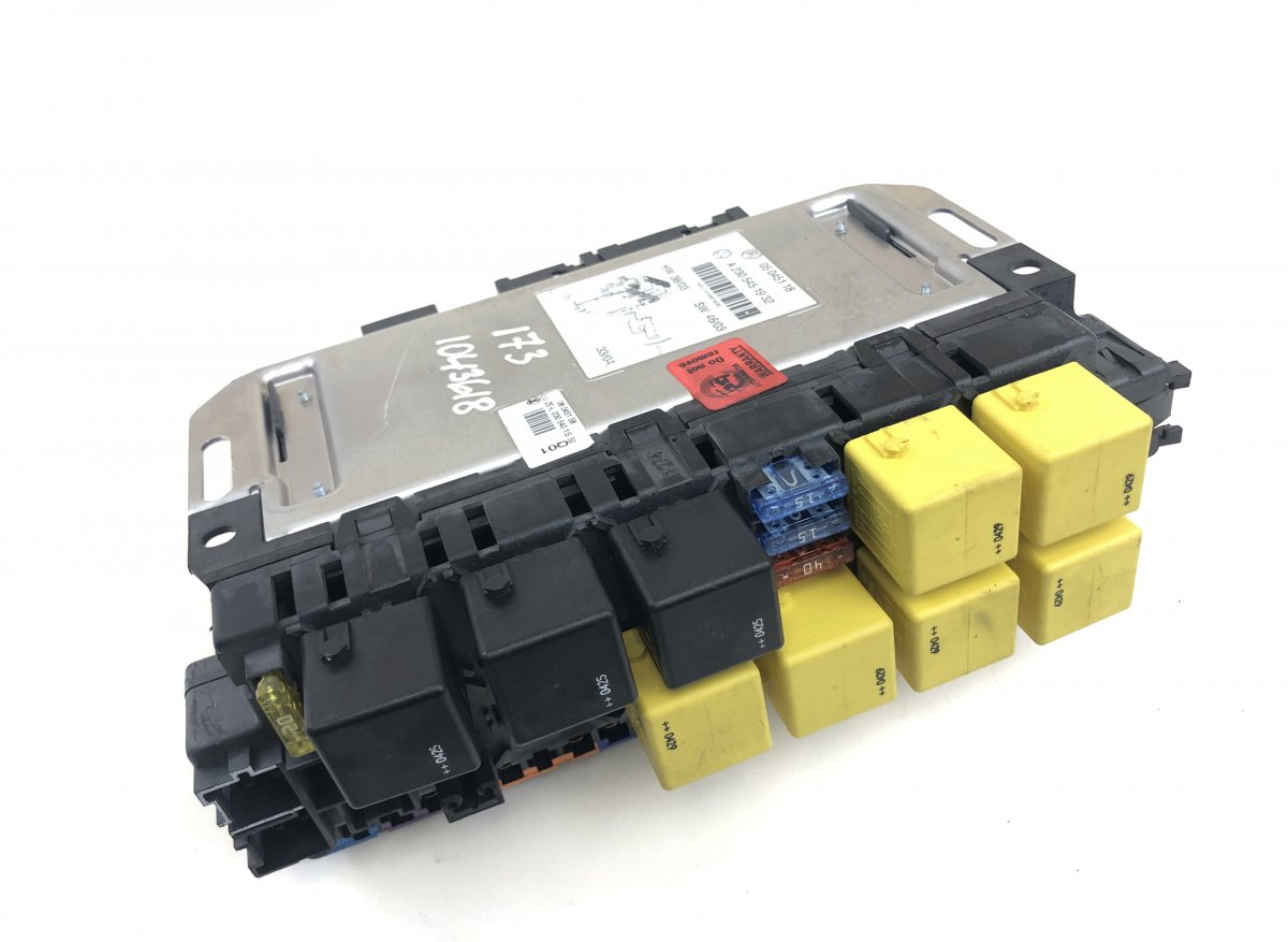 Mercedes-Benz A (W168) Fuse box 05045117 Fuse box MERCEDES-BENZ SL-CLASS (R230)...