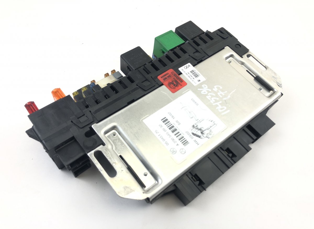 Mercedes-Benz A (W168) Fuse box 10091518 Fuse box MERCEDES-BENZ SL-CLASS (R230)...