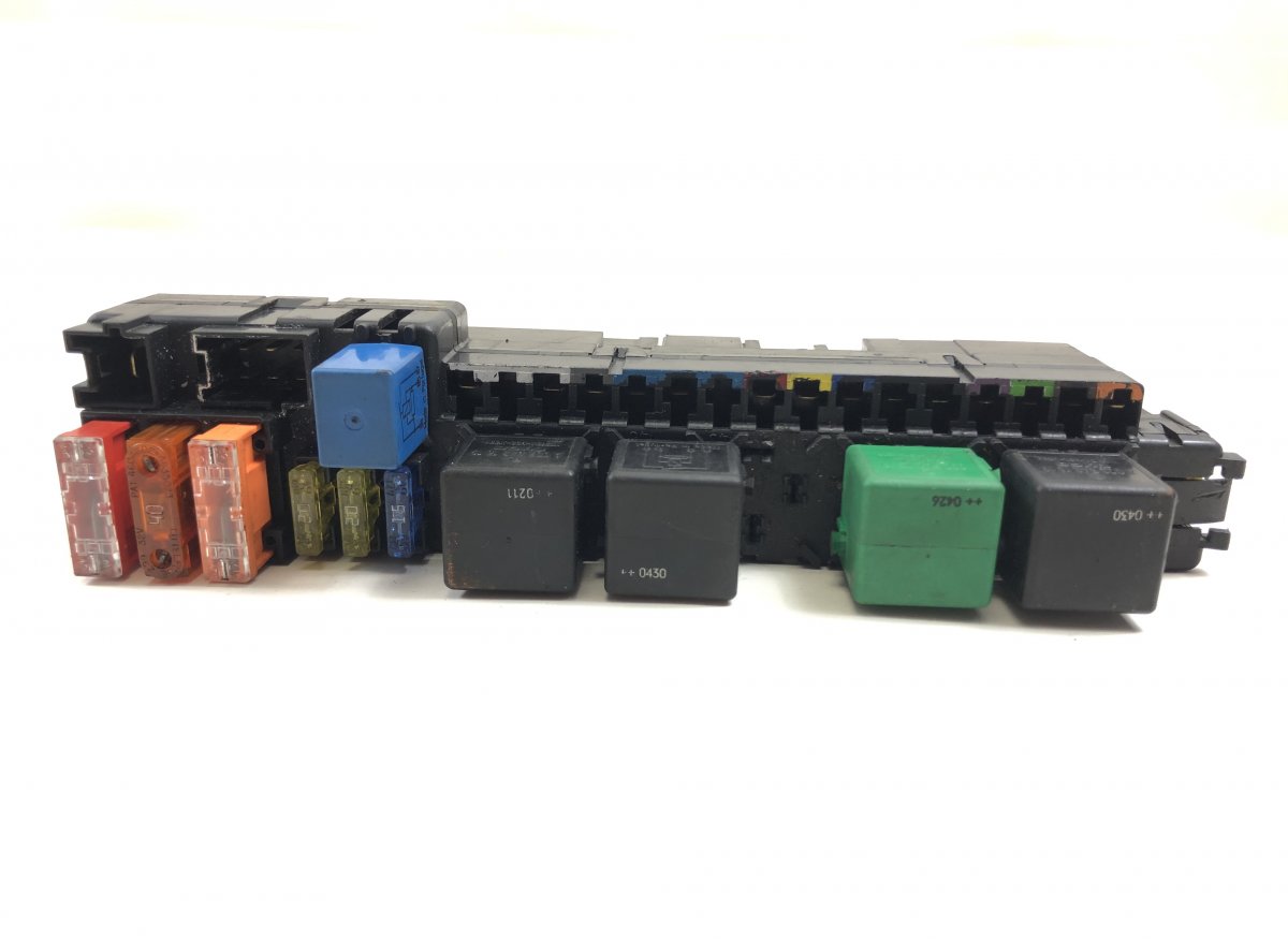Mercedes-Benz A (W168) Fuse box 10091518 Fuse box MERCEDES-BENZ SL-CLASS (R230)...