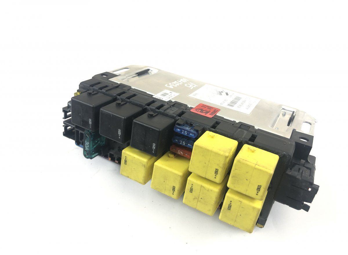 05045117 Fuse box MERCEDES-BENZ SL-CLASS (R230) (2001-2012)