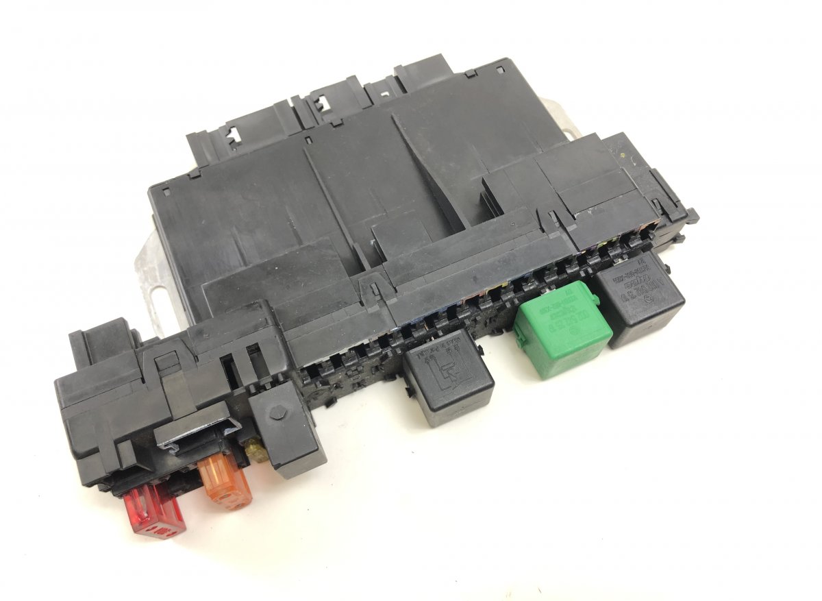 Mercedes-Benz A (W168) Fuse box 10091518 Fuse box MERCEDES-BENZ SL-CLASS (R230)...