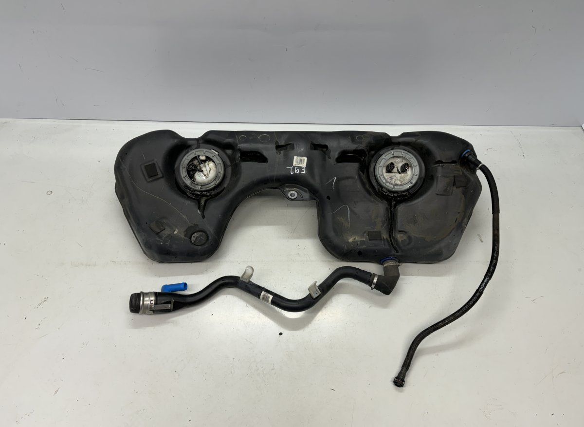 16117283798 16117188073 Fuel Tank BMW 3 (E90, E91, E92, E93) (2005-2011)