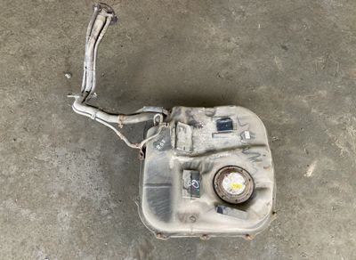 311101H800 31110-1H800 2000C71950 Топливный бак KIA CEE&#39;D I (ED) (2006-2012)