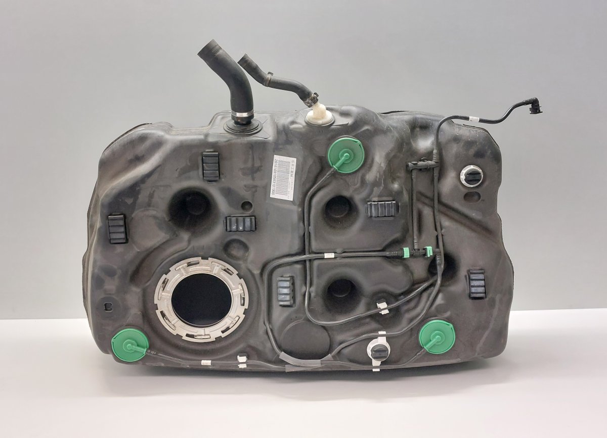 Subaru Forester топливный бак 42013FL040 A047818 8Y08M7 Fuel Tank SUBARU FORE...