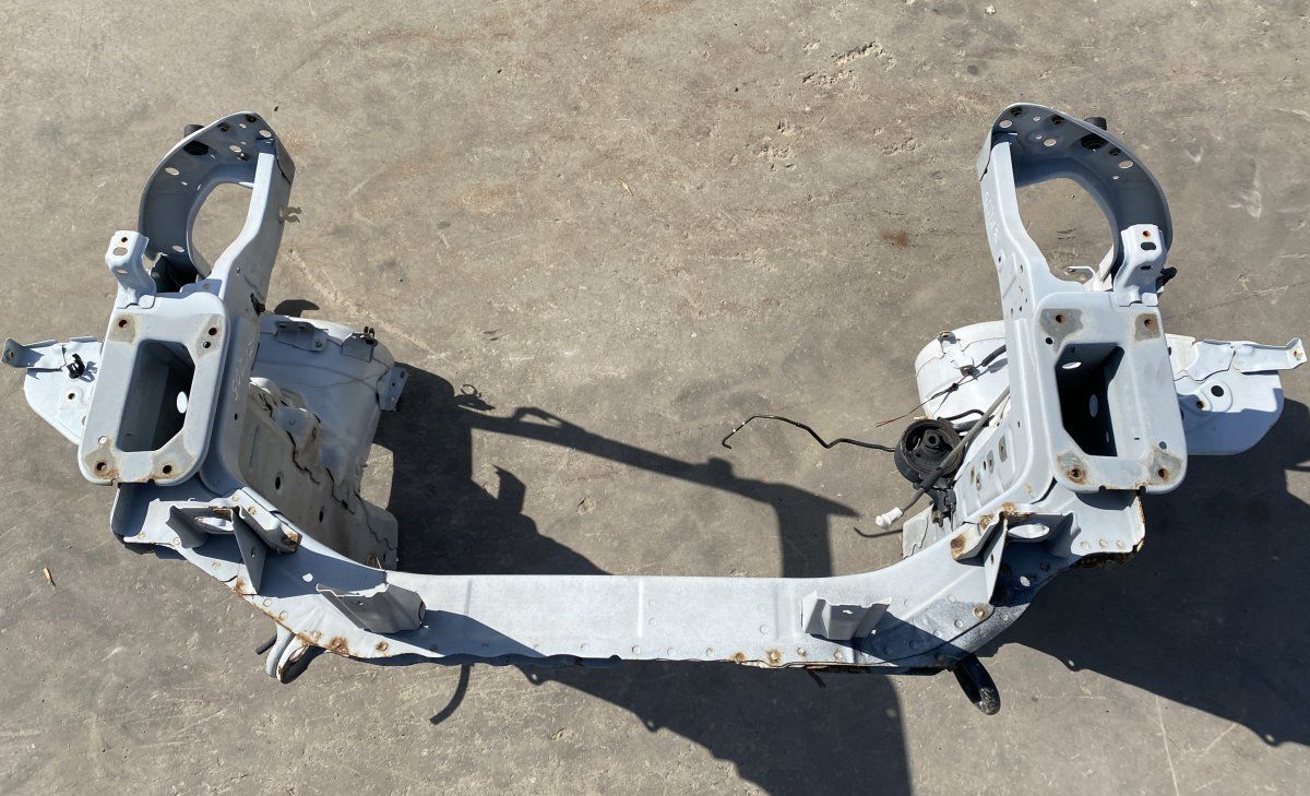 5220B377 5220B394 5256A410 5256A426 5220B421 Front panel MITSUBISHI OUTLANDER II (CW, ZG, ZH) (2006-2012)