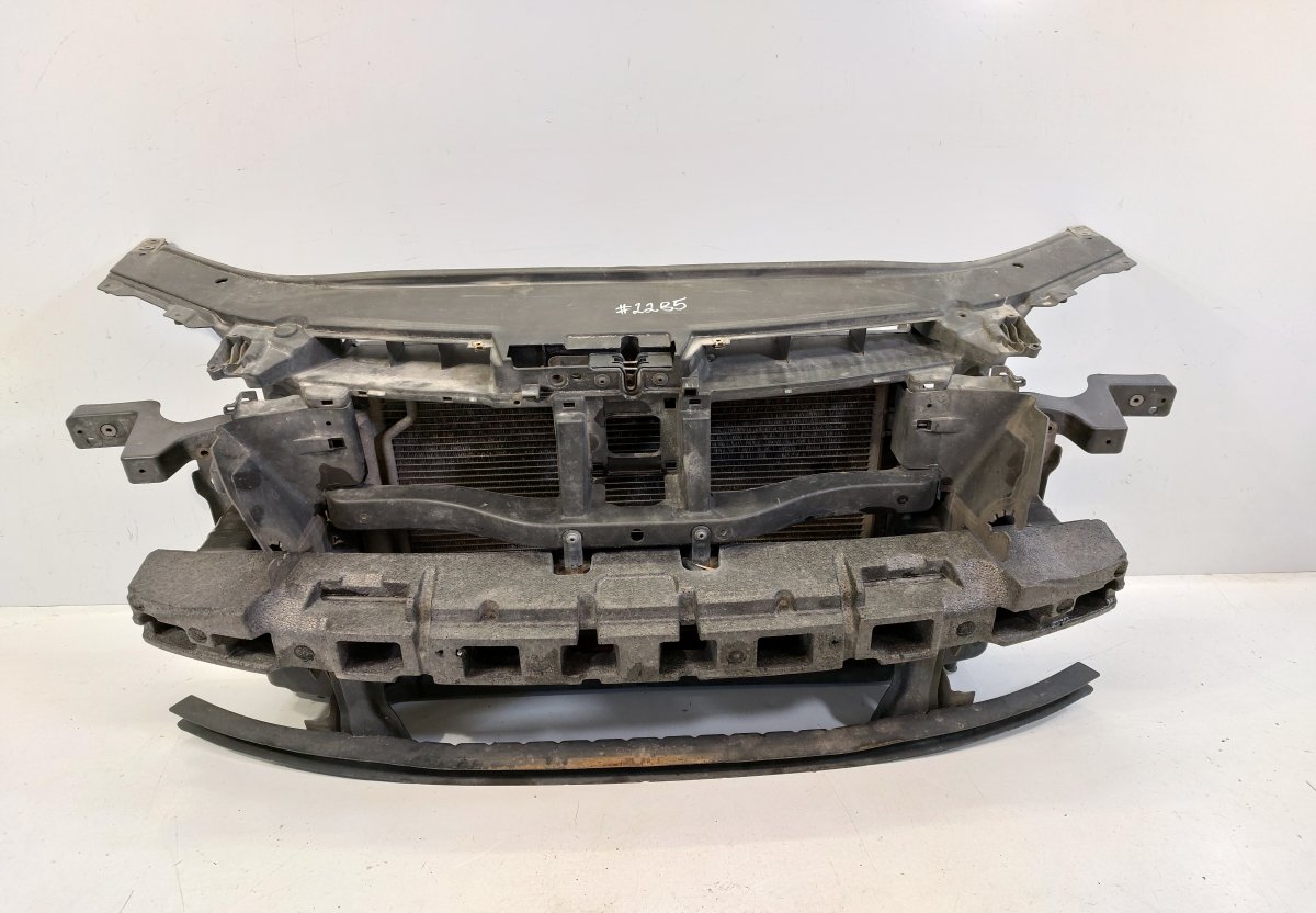 Volkswagen Passat Front panel 1355D300185 1K0121207 3C0121253K Front panel VW...