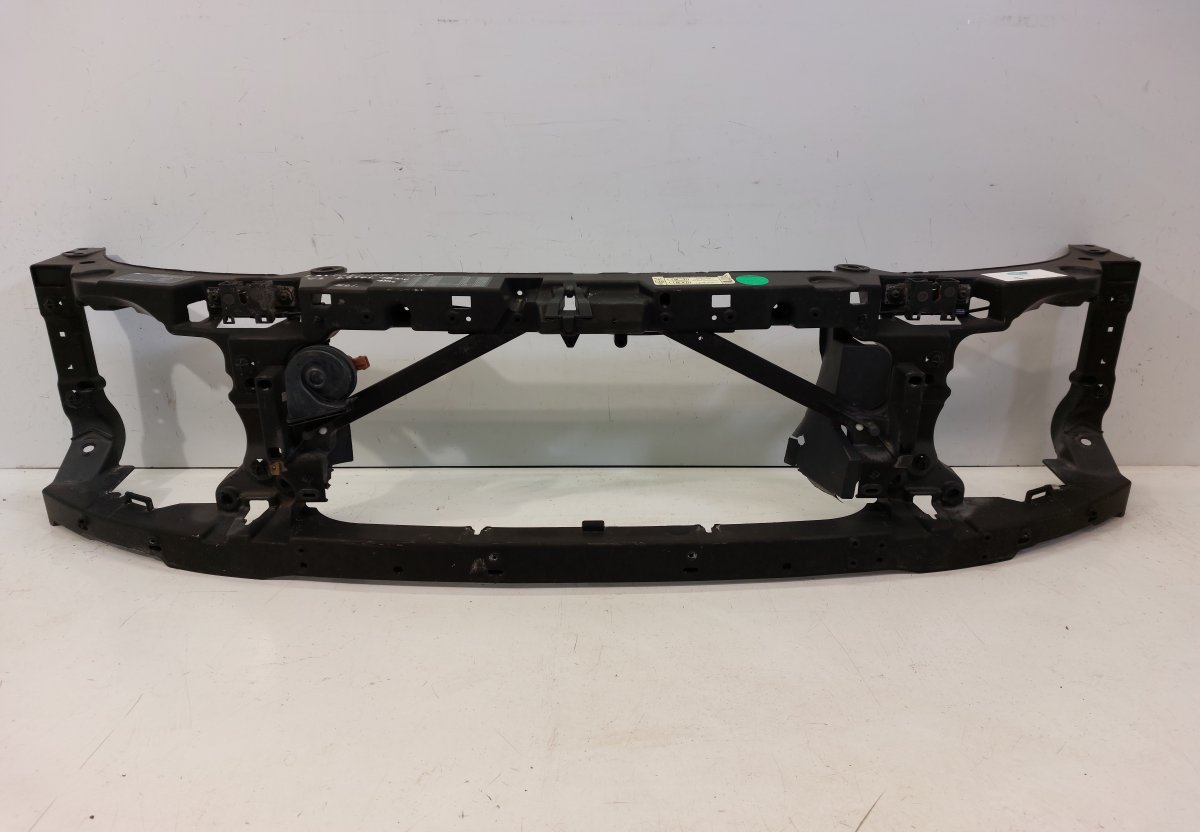 Front panel Brand/Model: LAND ROVER IX
Year: 2008
Engine: 2...