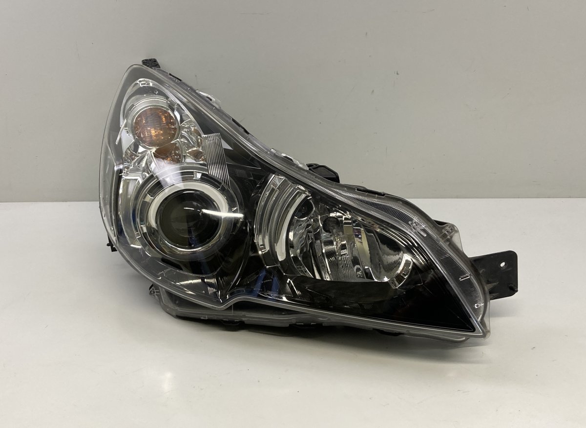 Subaru Legacy headlight right 84001AJ160 Headlight right SUBARU LEGACY V / Ou...