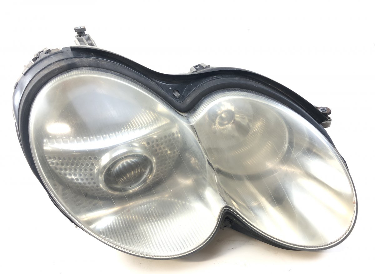 Mercedes-Benz A (W168) headlight right 0301176476 Headlight right MERCEDES-BENZ SL-CLA...