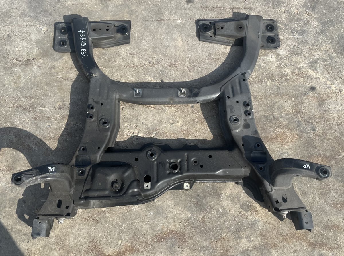 Mercedes-Benz A (W176) Front Axle Beam A2466201200 Front Axle Beam MERCEDES-BENZ B-CLA...