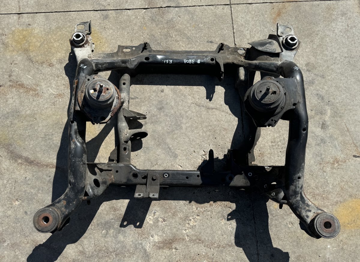 Jeep Grand Cherokee (WK) Front Axle Beam