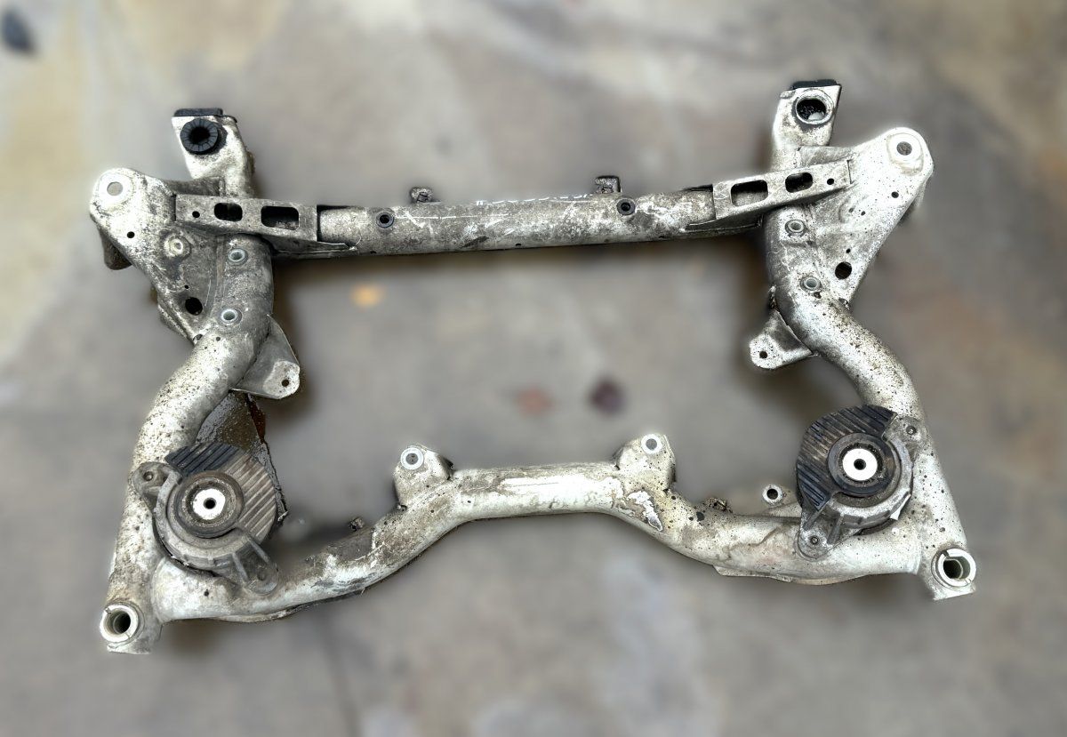 A2186280100 Front Axle Beam MERCEDES-BENZ E-CLASS (W212) (2009-2016)