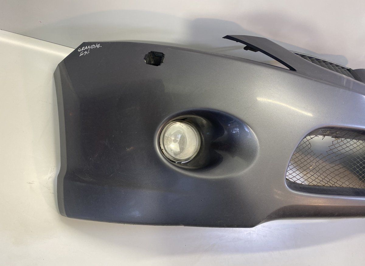 Front Bumper MITSUBISHI GRANDIS II (NA_W) (2003-2011)