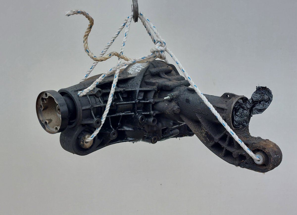 Mercedes-Benz A (W169) Front axle differential