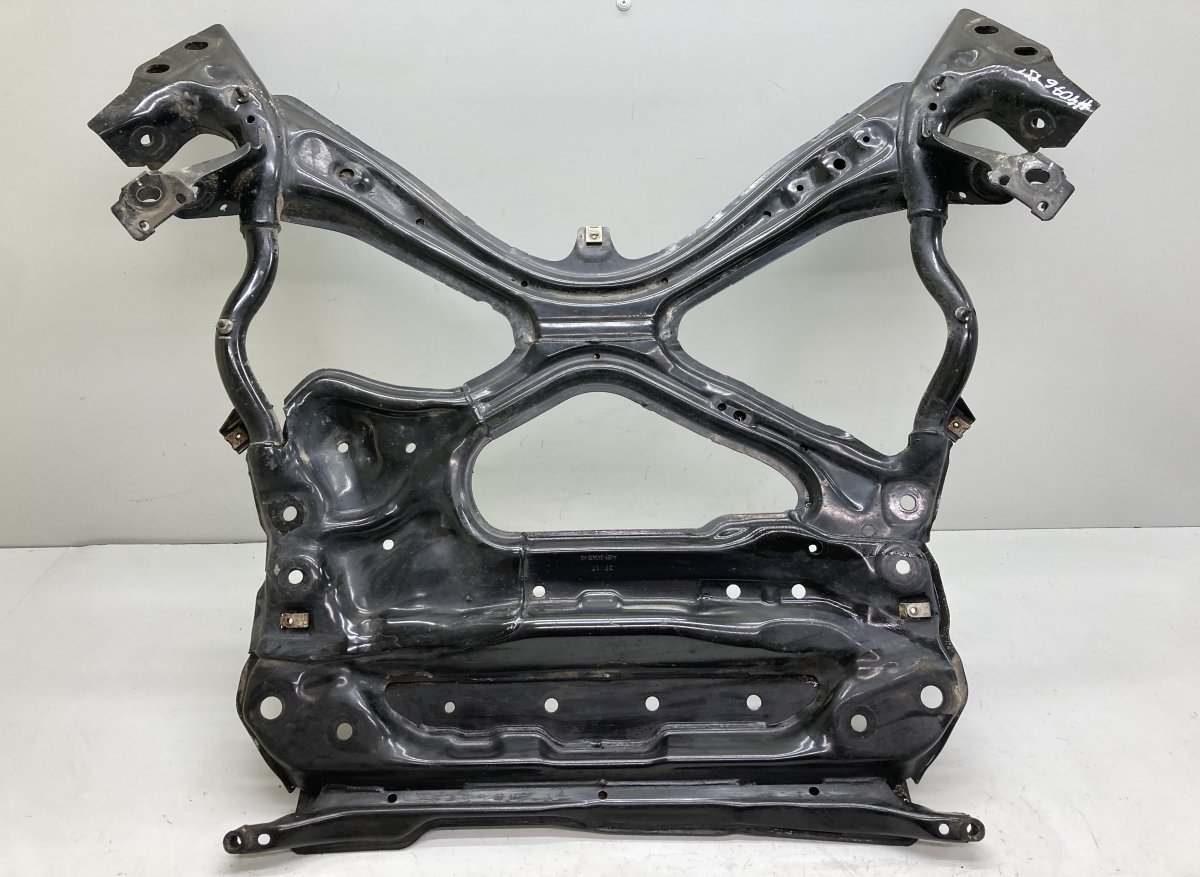 Audi A4 (B9) Front Axle Beam AUB9245635AG 8W2399347G Front Axle Beam AUDI A4...