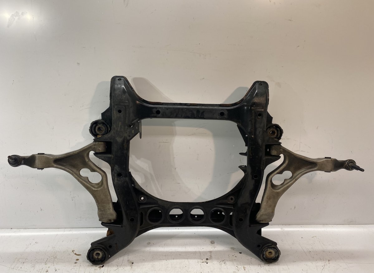 Audi Q7 (4L) Front Axle Beam Front Axle Beam AUDI Q7 (4L) (2006-2015)

Gener...
