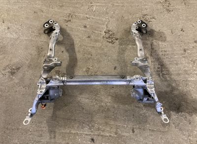 8K0399315G Poutre d&#39;essieu avant AUDI A4 / A4 ALLROAD (B8) (2007-2015)