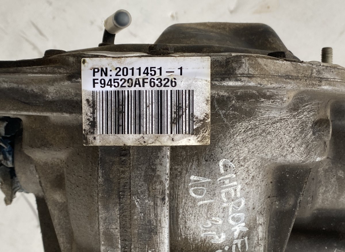 Jeep Cherokee / Liberty (KK) Front axle differential 2011451 20114511 K22003017 F94529AF6326 6801932...