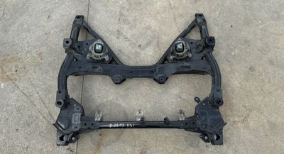 31106872118 Belka osi przedniej BMW 1 (F20, F21) (2011-2019)