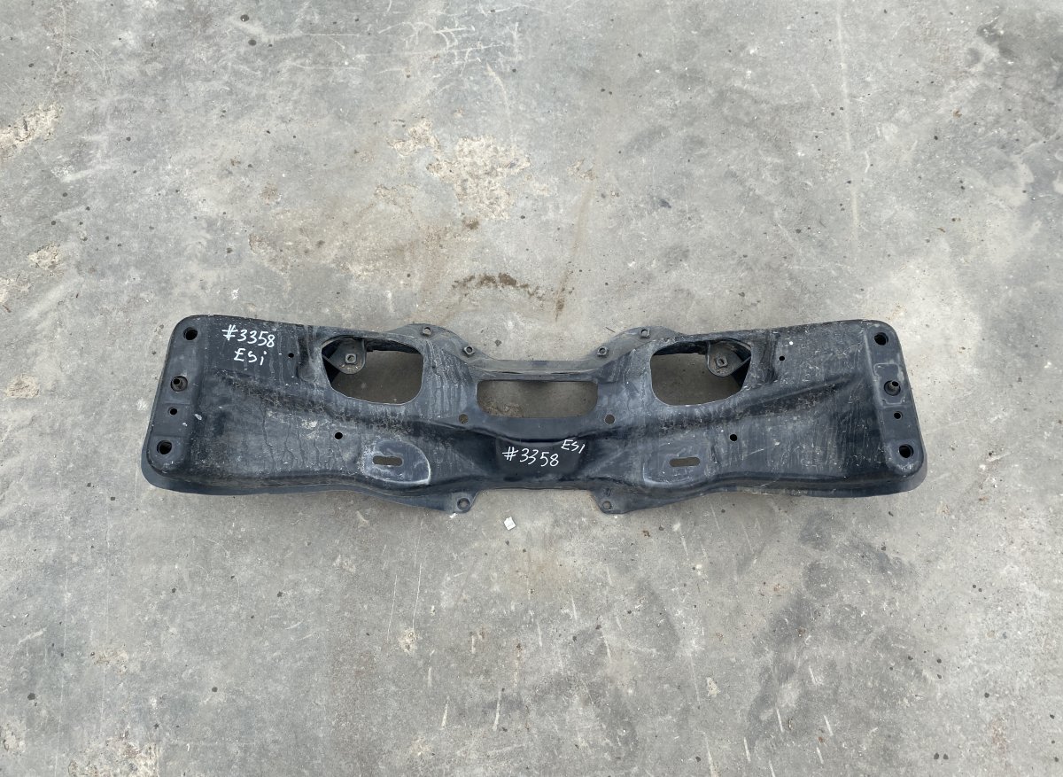 Front Axle Beam Brand/Model: SUBARU CROSSTREK
Year: 2014
Engine...