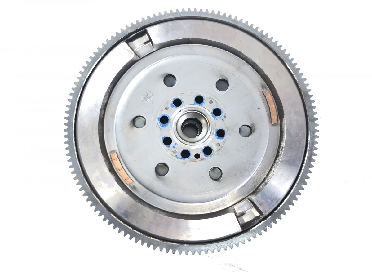 Nissan NV300 / Primastar hooratas 123101516R Flywheel NISSAN NV300 (X82) (2016-20...