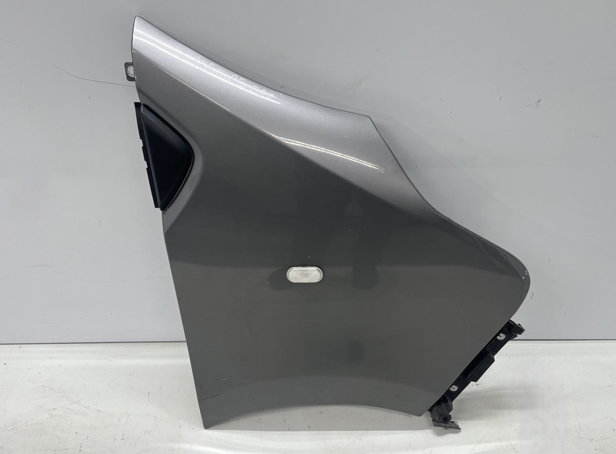 Opel Vivaro (B) Fender Front Right 93455813 Fender Front Right OPEL VIVARO B (2014...