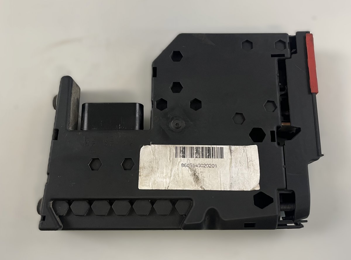 Mercedes-Benz A (W169) Fuse box 4635401850 Fuse box MERCEDES-BENZ E-CLASS (W212...
