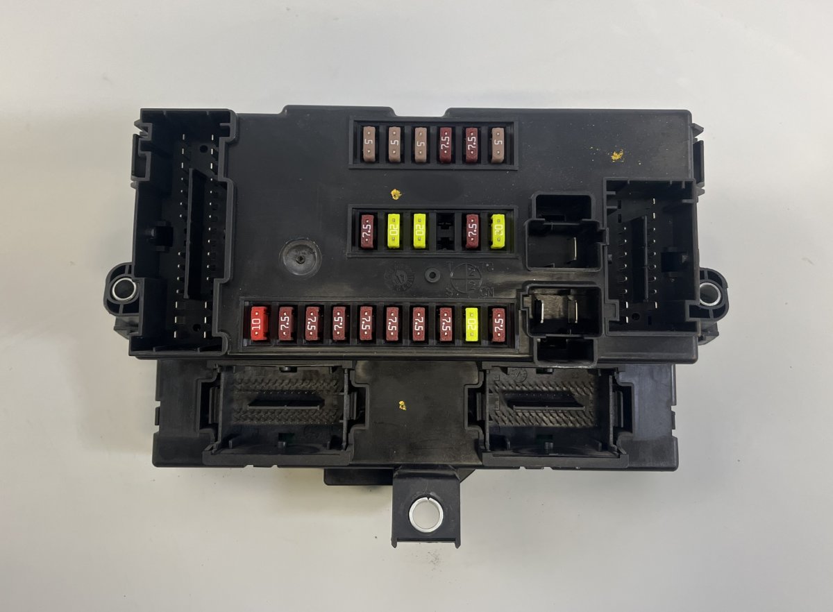 Peugeot Boxer Fuse box 1389975080 116RAI-000029 10R-041061 Fuse box PE...