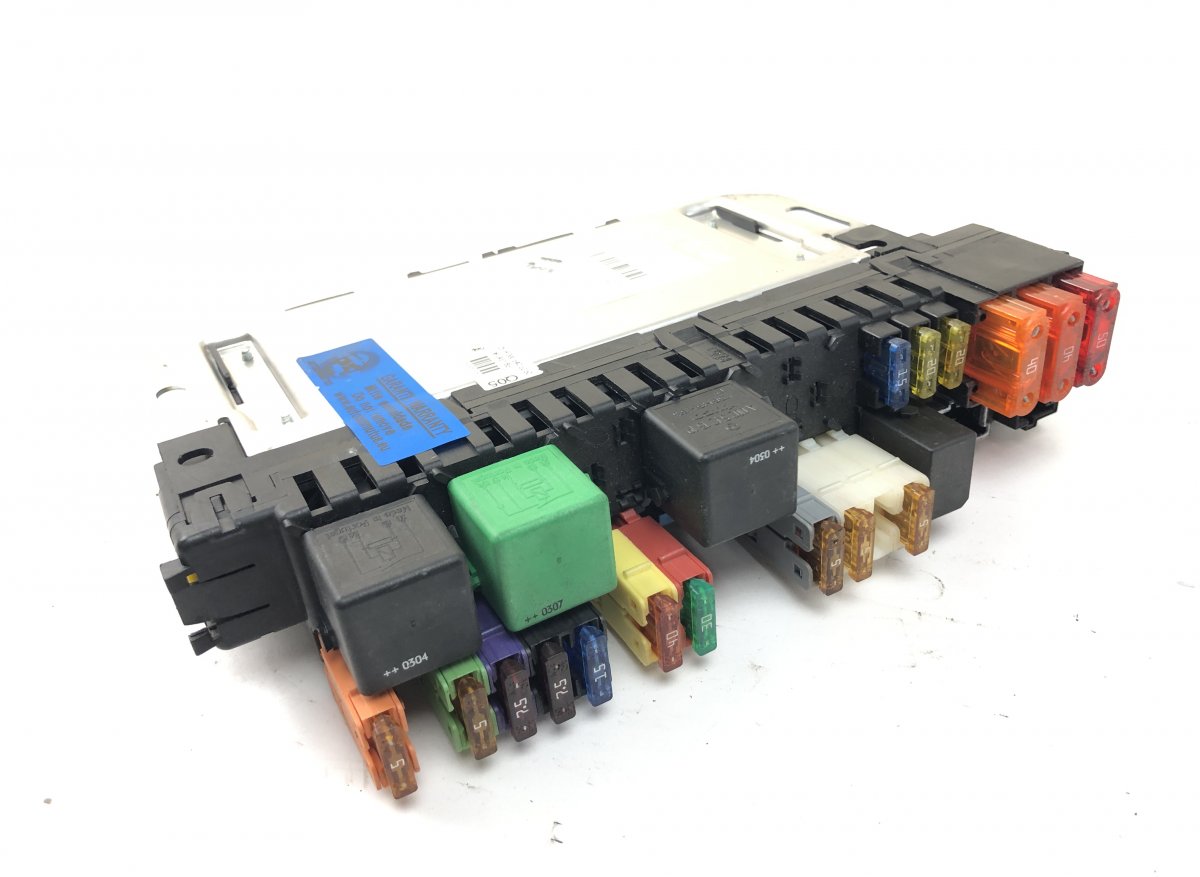 Mercedes-Benz A (W168) Fuse box