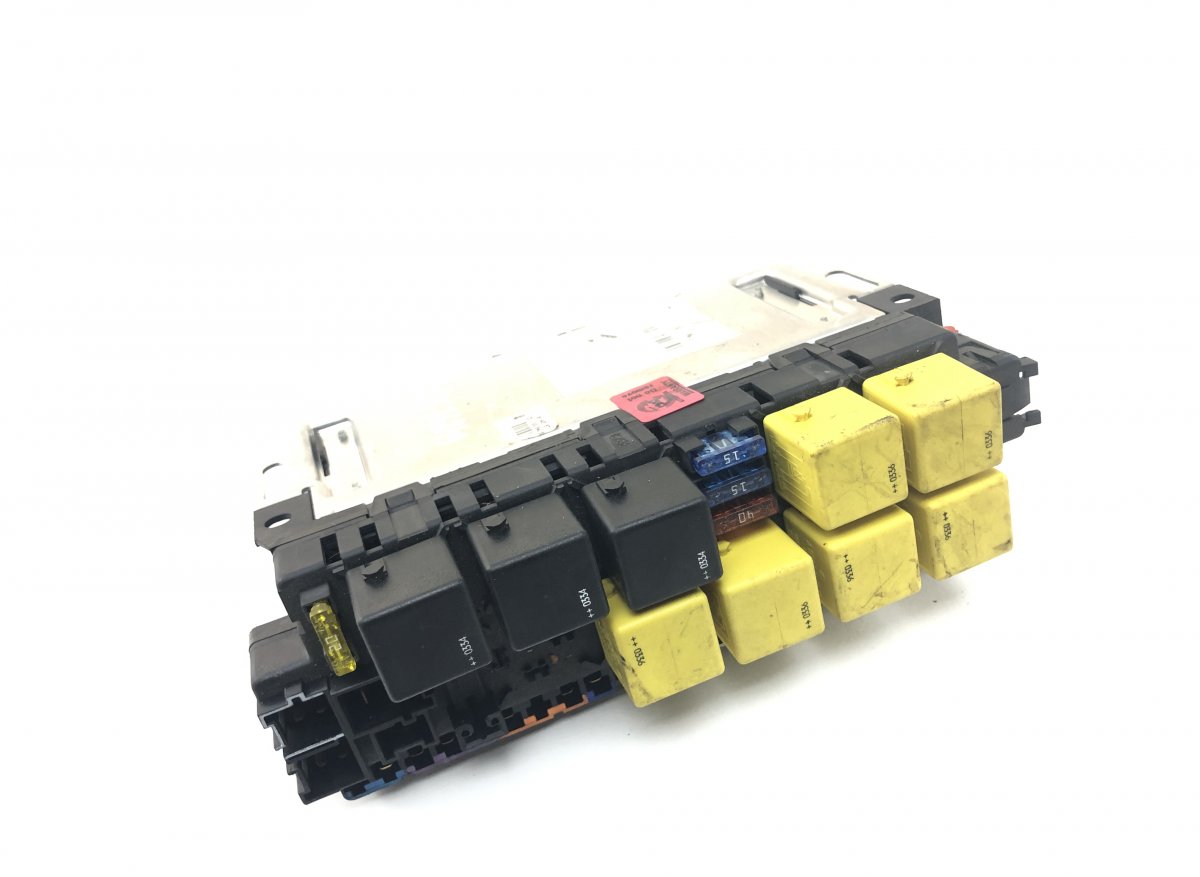 Mercedes-Benz A (W168) Fuse box 05045117 Fuse box MERCEDES-BENZ SL-CLASS (R230)...
