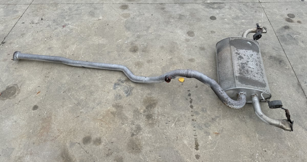 Volvo XC60 Exhaust system complete 82062713 Exhaust system complete VOLVO XC60 I (...