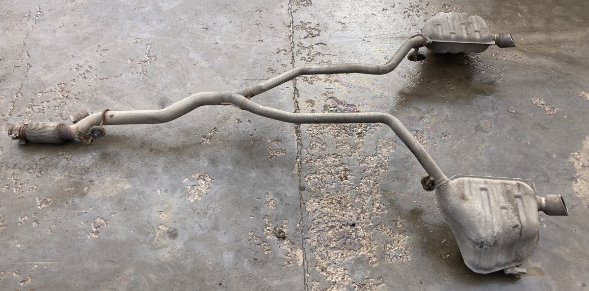 Jeep Grand Cherokee (WK) Exhaust system complete C8916R Exhaust system complete JEEP GRAND CHERO...