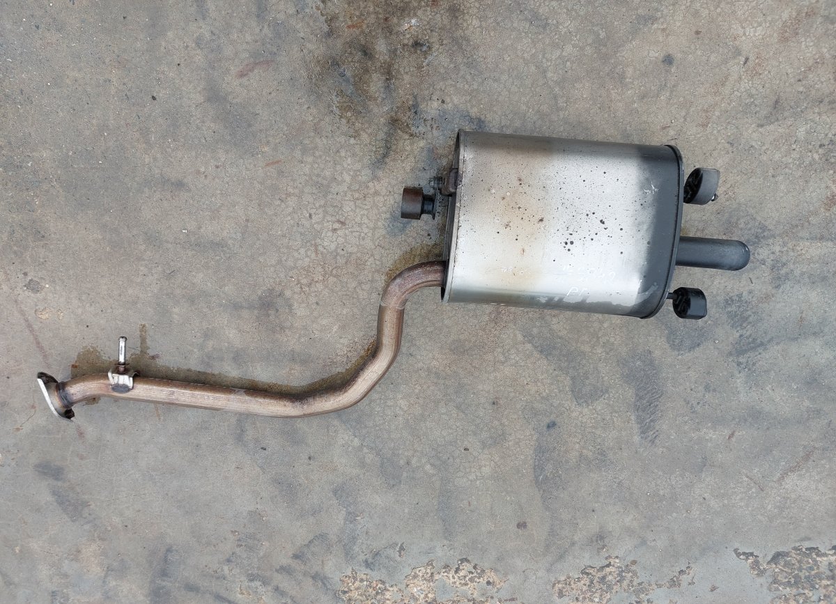 Lexus GS Exhaust rear silencer (muffler) 1743031C80 Exhaust rear silencer (muffler) LEXU...