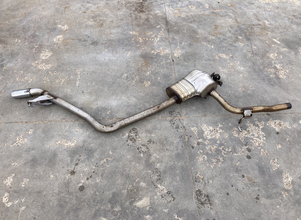Audi A4 (B9) Exhaust system complete 8W0253411D 8W0119C Exhaust system complete AUDI...
