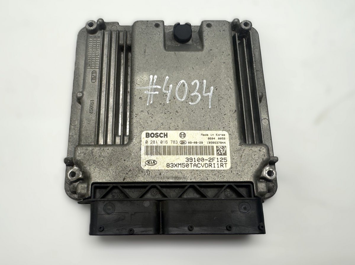 Kia Sorento Engine Control Unit / module (ECU) 391002F125 0281016783 Engine Control Unit / mod...