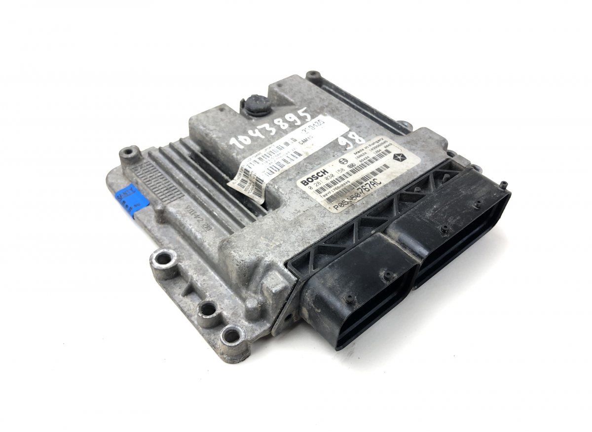 Jeep Grand Cherokee (WK) Engine Control Unit / module (ECU) 0281030158 Engine Control Unit / module (ECU) J...