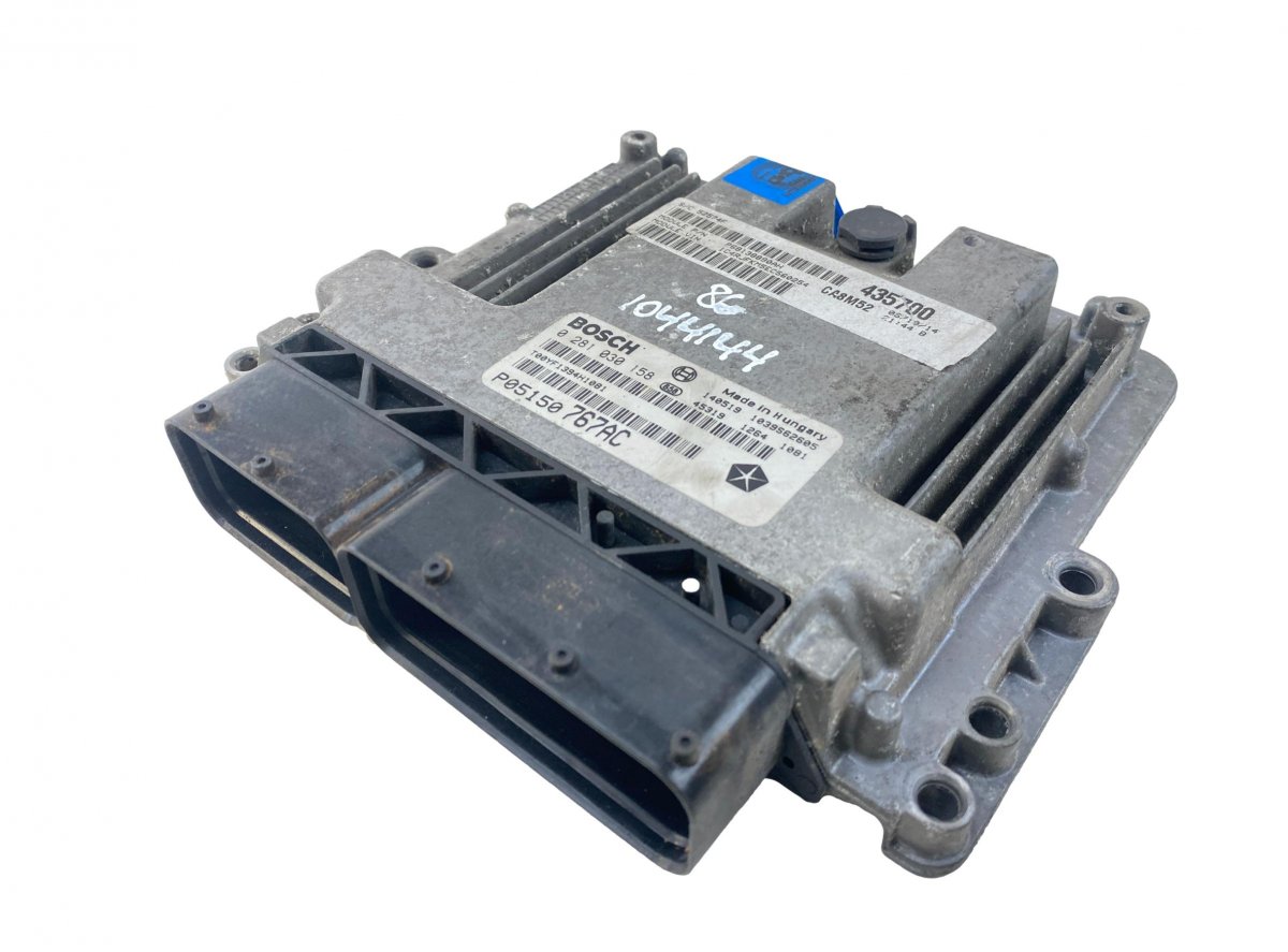 Jeep Grand Cherokee (WK) Engine Control Unit / module (ECU) 0281030158 Engine Control Unit / module (ECU) J...