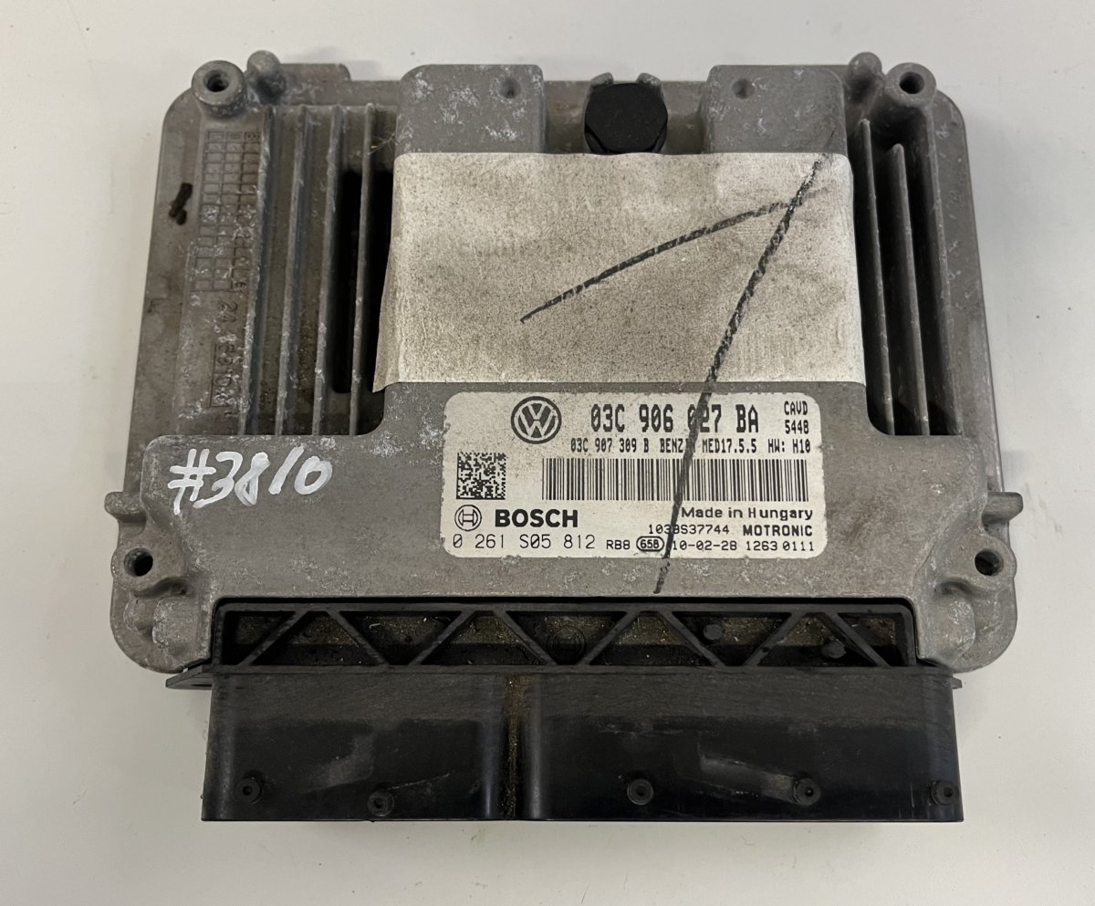 Volkswagen Golf 6 Engine Control Unit / module (ECU) 03C906027BA Engine Control Unit / module (ECU) ...