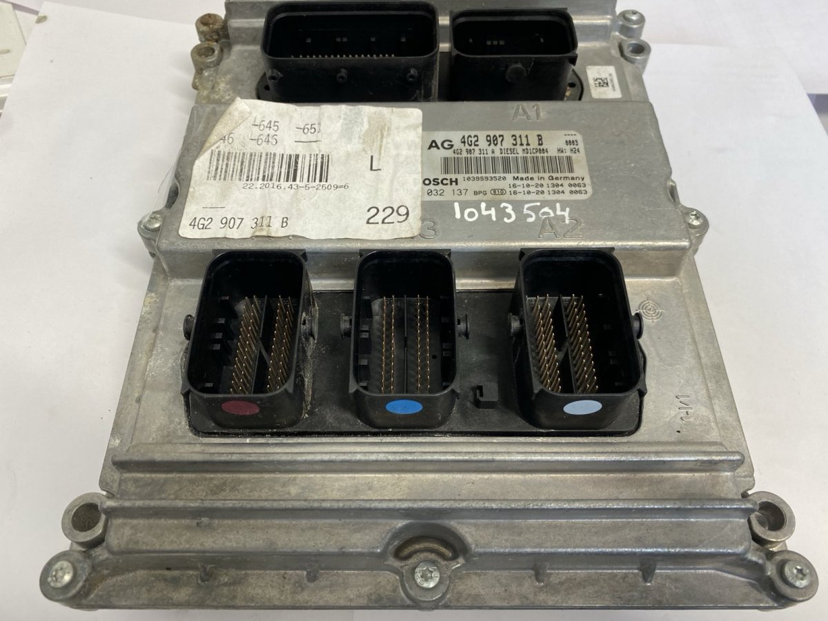 Audi A7 (4G) Engine Control Unit / module (ECU) 0281032137 Engine Control Unit / module (ECU) A...