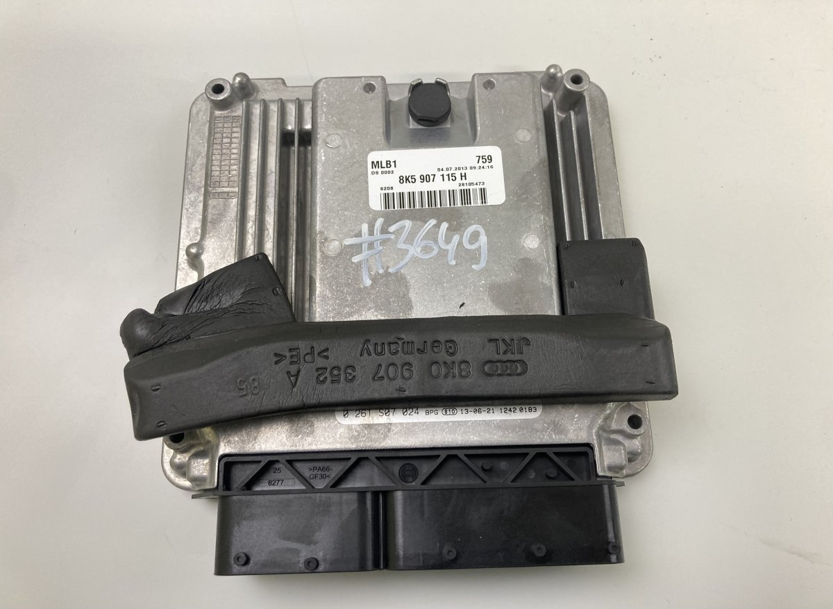Audi A4 (B8) Engine Control Unit / module (ECU) 8K5907115H 8K0907352A 0261S07024 Engine Control...